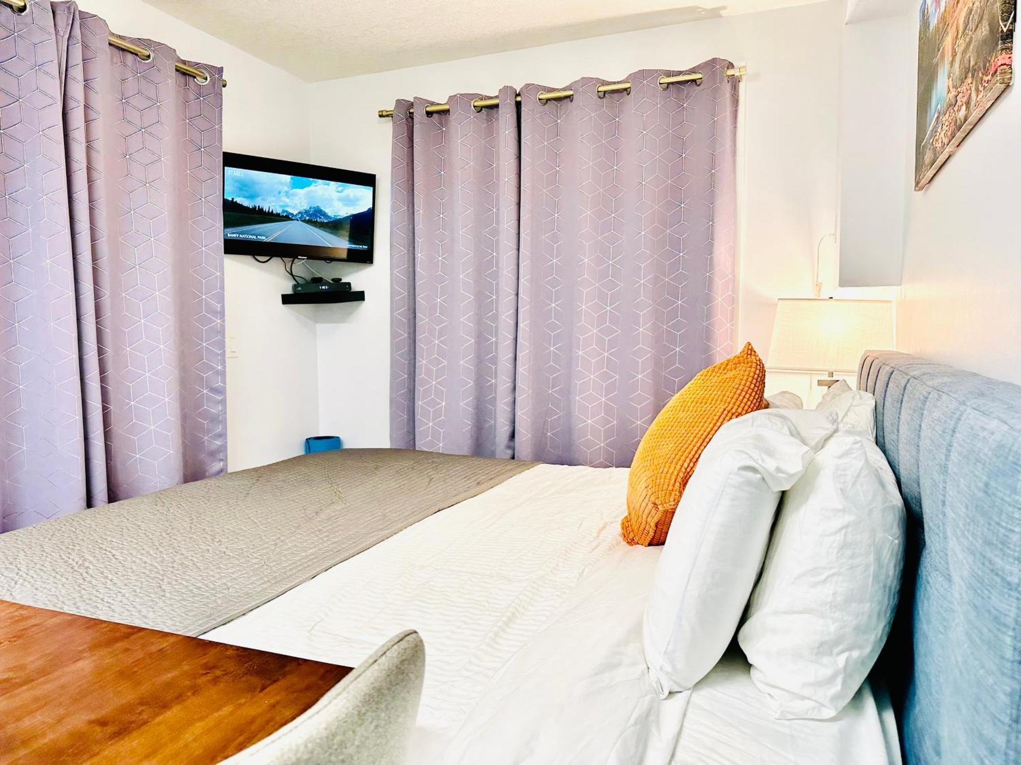 Romantic Studio With Kitchen & Ac & Bbq & A Huge Balcony 164 แคนมอร์ ภายนอก รูปภาพ